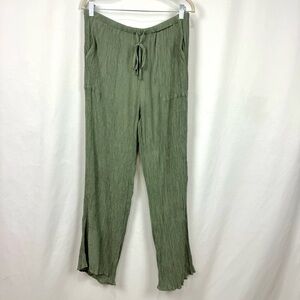 Ghanda Co Women’s L Sage Green Casual Crinkle Pull On Pants Boho Coastal Flare